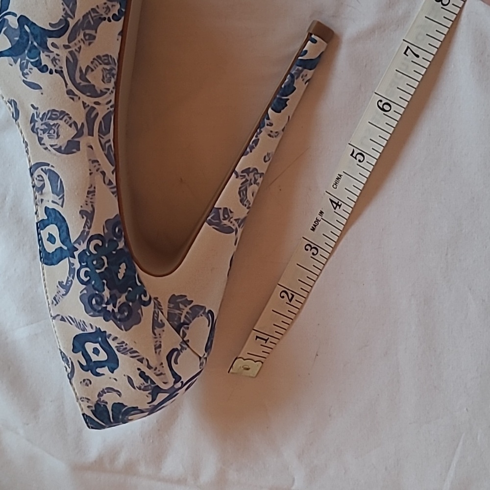 Size 9 blue and white paisley print platform high heels - Picture 4 of 6
